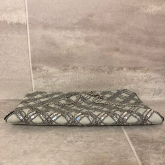 Silver and Gray Sequined Canvas Shoulder Bag - Picture 4 of 12